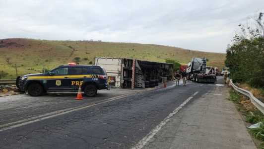 Acidente na BR-381, em Governador Valadares