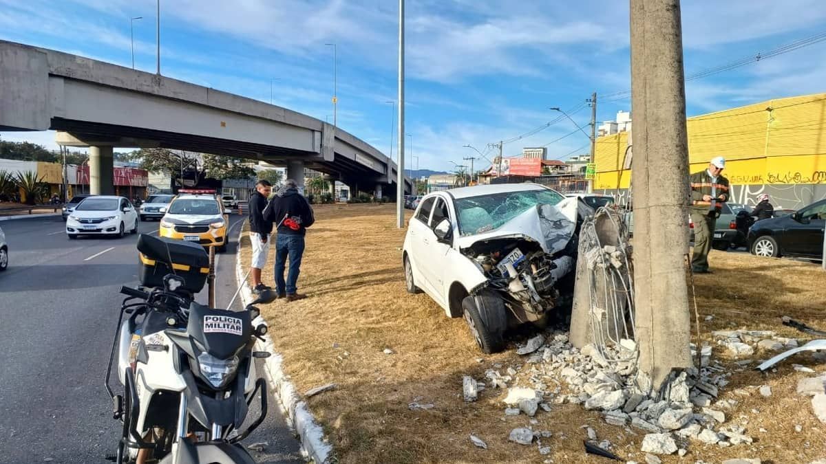 Batida na avenida Cristiano Machado, em BH, deixa ferido 