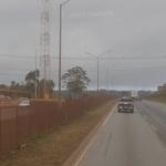 Batida entre carro e van deixa duas pessoas feridas na BR-040, em Nova Lima