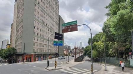Acidente ocorreu na Rua da Bahia, próximo ao Viaduto Santa Tereza