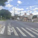 Sete pessoas ficam feridas em acidente com três carros na José Cândido em BH