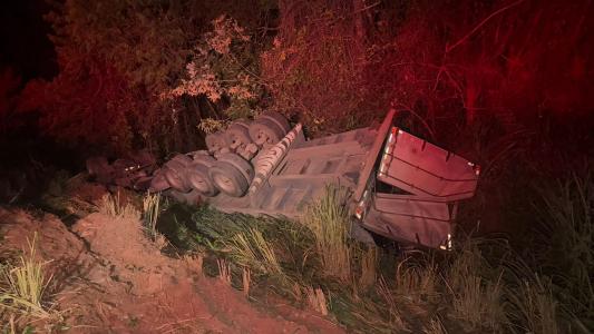 Motorista seguia do Ceará para a Bahia quando sofreu o acidente em Salinas