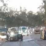 Acidente grave entre van e carro gera congestionamento quilométrico na BR-040, em Itabirito (MG)