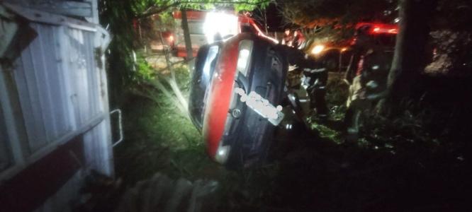 O feriado prolongado de Finados terminou com 29 mortos nas rodovias estaduais e federais de Minas, conforme balanço divulgado nesta terça-feira pelas polícias Militar Rodoviária e Rodoviária Federal.