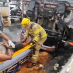 Caminhoneiro tenta ajudar colega e é atingido por carreta na BR-251; rodovia é interditada