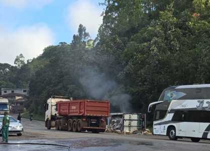 O feriado prolongado de Finados terminou com 29 mortos nas rodovias estaduais e federais de Minas, conforme balanço divulgado nesta terça-feira pelas polícias Militar Rodoviária e Rodoviária Federal.