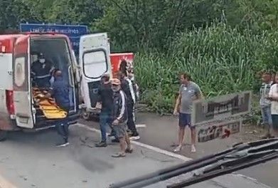 O feriado prolongado de Finados terminou com 29 mortos nas rodovias estaduais e federais de Minas, conforme balanço divulgado nesta terça-feira pelas polícias Militar Rodoviária e Rodoviária Federal.