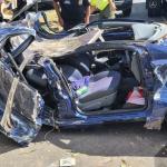 Cerveja e volante arrancado: veja fotos do acidente fatal em frente ao Cemitério da Paz