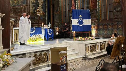 Acontece hoje a missa de 102 do Cruzeiro