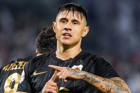 Adam Bareiro comemora gol pela Al-Rayyan, do Catar