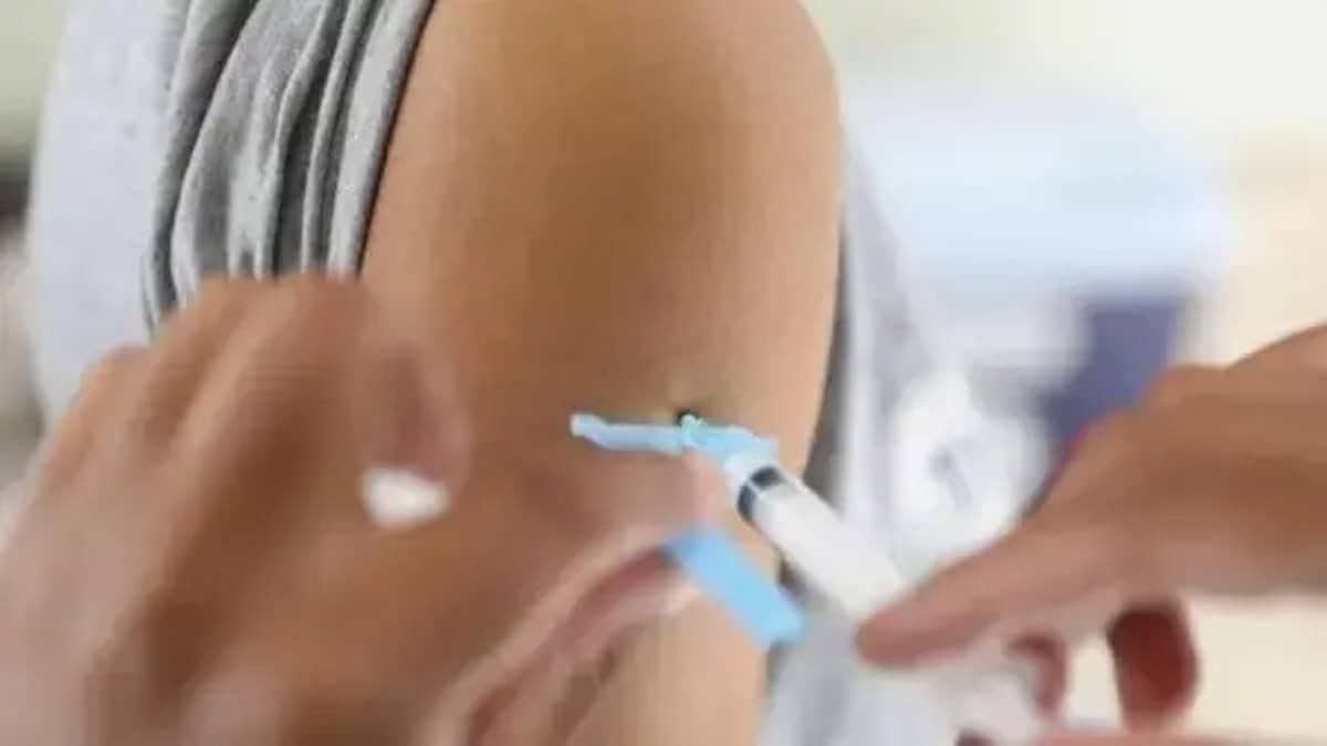 Prefeitura promove Dia D de vacinação contra covid e gripe neste sábado