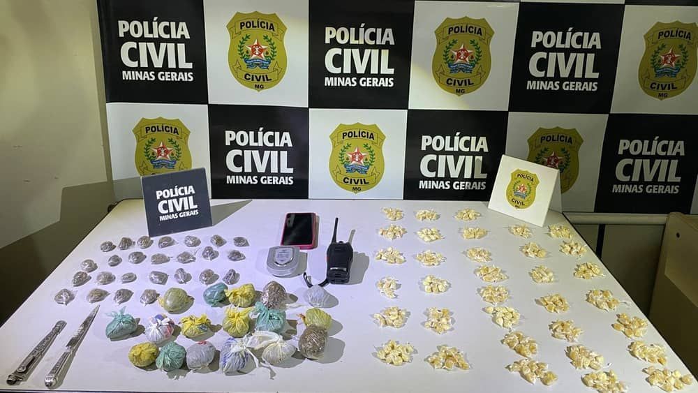 Polícia Civil apreende mais de 300 pedras de crack na casa de suspeito em Minas