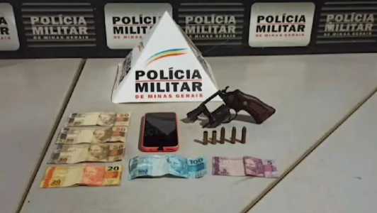 Os homens tentaram fugir após ordem de parada e foram interceptados pela PRF