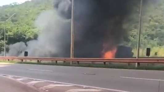 O congestionamento chega a 2 km