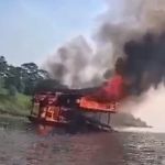 PF faz maior operação de destruição de balsas de garimpo ilegal da história; veja vídeos