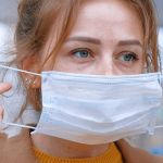 Cidades da Grande BH devem voltar com o uso de máscaras? Infectologista responde