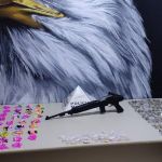 Polícia apreende fuzil e chefe do tráfico é preso na Grande BH