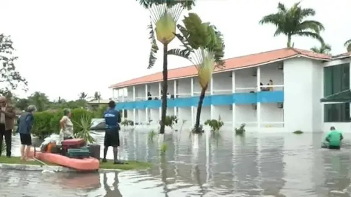 Litoral sul da Bahia sofre com desabamentos e enchentes após fortes chuvas