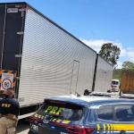 PRF apreende carretas com placas clonadas na BR-251, em Minas