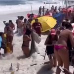 Vídeo: ressaca faz mar invadir calçadão e arrasta banhistas no Rio