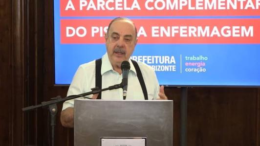 O piso nacional é de R$ 4.750 para enfermeiros