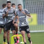 De saída do Atlético, Ademir fica perto de acertar com Bahia