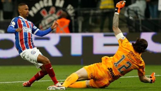 Ademir fechou a goleada do Bahia sobre o Corinthians, na Neo Química Arena