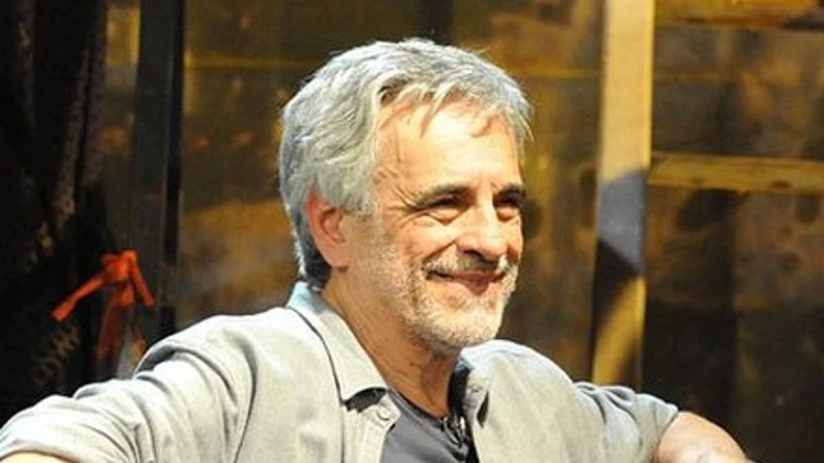 Morre Aderbal Freire-Filho no Rio de Janeiro