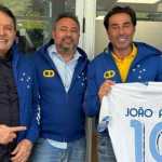 Mais investimento no Cruzeiro? Pedrinho e Mattos recebem bilionário na Toca II