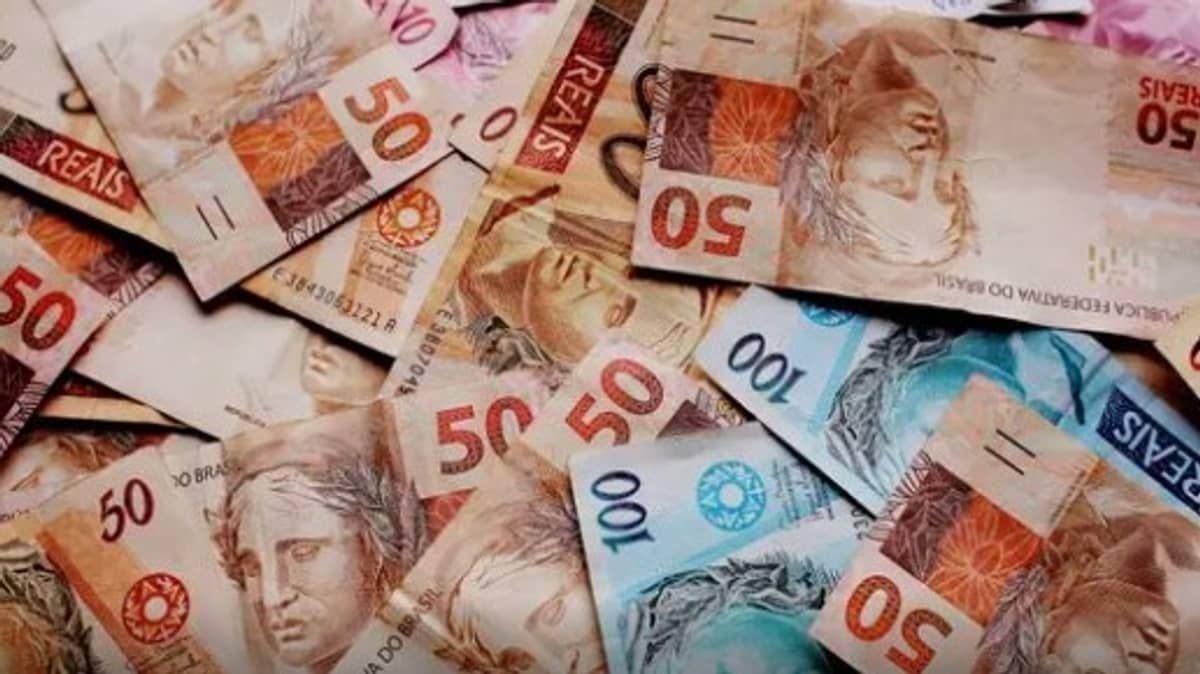 Beneficiários de NIS final 4 do Bolsa Família recebem R$ 600 nesta segunda (23); confira calendário 