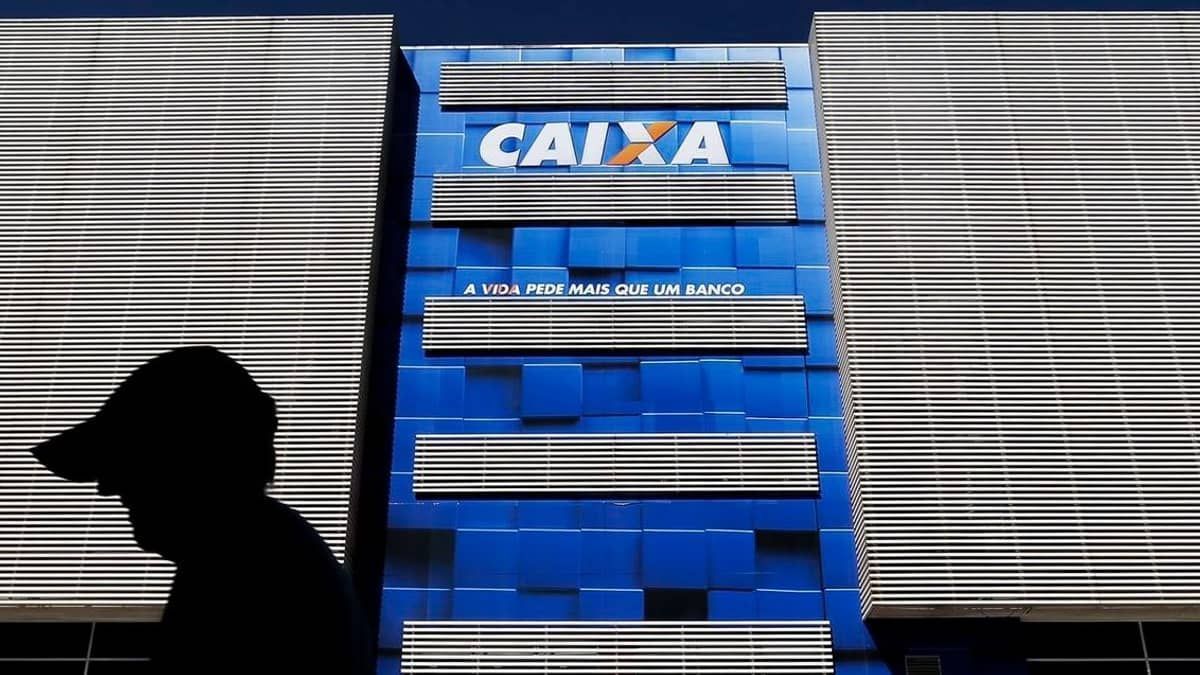 Beneficiários do Bolsa Família recebem R$ 600 nesta quinta-feira  