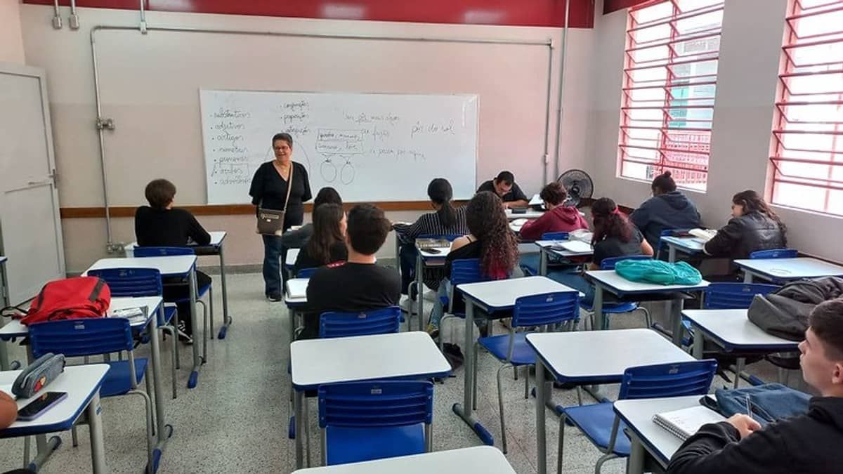 Adveb: saiba como vai funcionar o pagamento do adicional para a educação básica em Minas