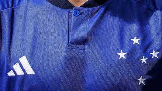 Adidas fornece o matérial do Cruzeiro desde 2020