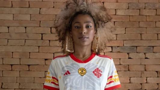 Adidas lança nova camisa em alusão ao mês da Consciência Negra