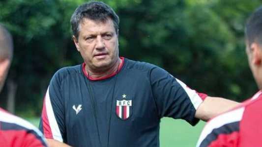 Adilson Batista foi o 15º técnico demitido na Série B