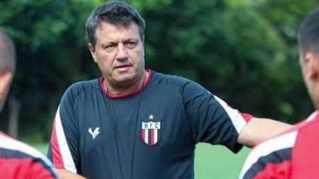 Adilson Batista foi o 15º técnico demitido na Série B