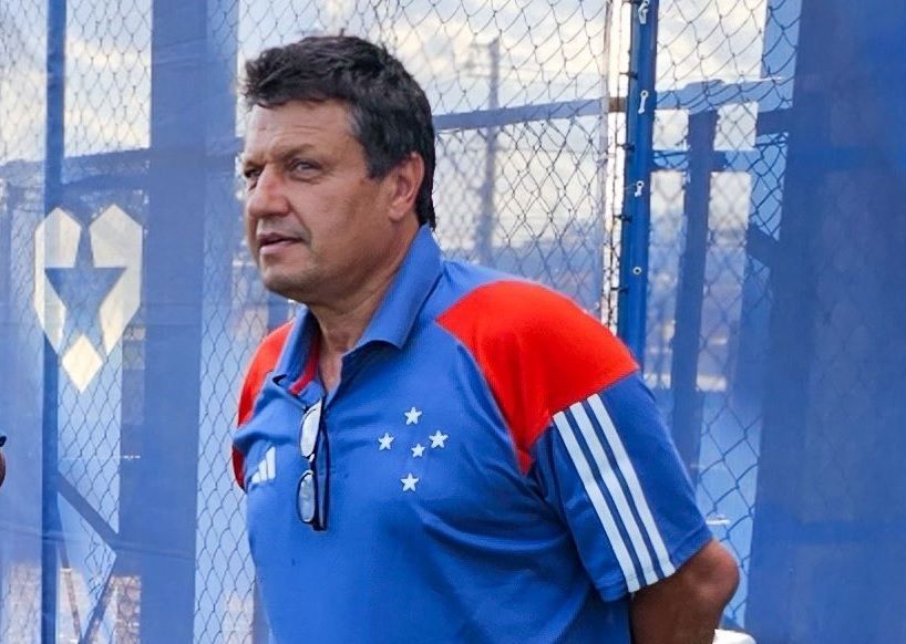 Depois de Adilson, Cruzeiro encaminha contratações de dois ex-jogadores para a base