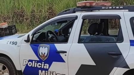 Adolescente foi apreendido após se entregar à Polícia Militar