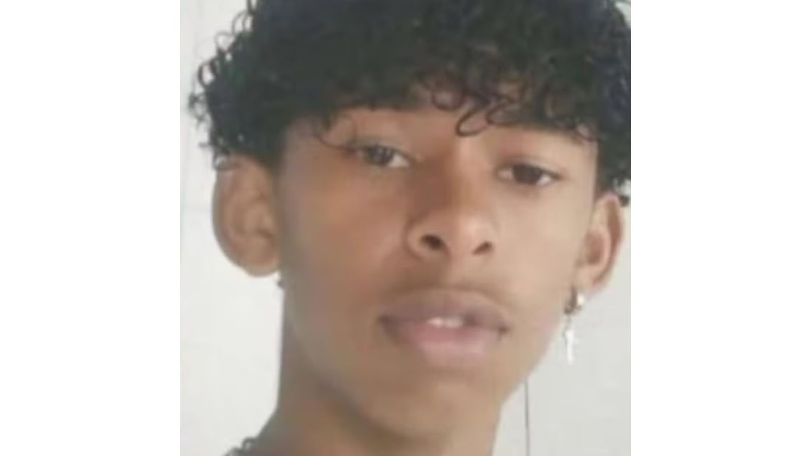 Jovem morre na Bahia após amassar borboleta e injetar líquido que saiu do animal na perna