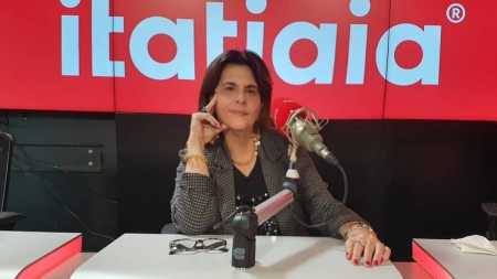 Adriane Calixtto é astróloga, numeróloga e taróloga