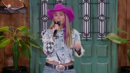 Adriane Galisteu deu bronca em peões no programa ao vivo