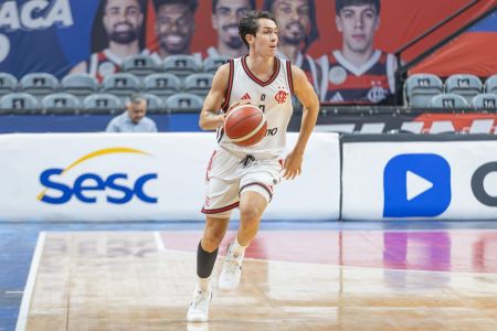 Franco Baralle em ação pelo Flamengo