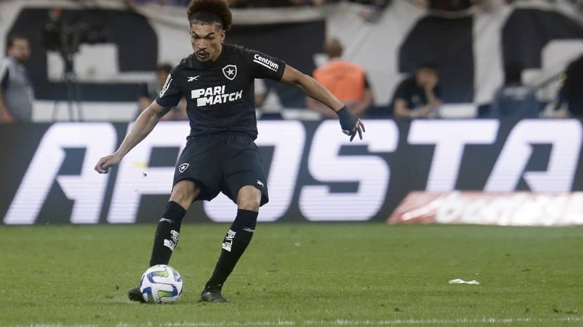 Seleção: Diniz convoca zagueiro Adryelson como substituto de Nino