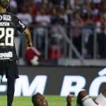 Com gols de Adson, Corinthians volta a vencer São Paulo após seis anos no Morumbi