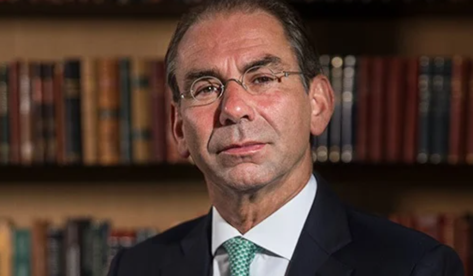 Fala de Cid sobre possível tentativa de golpe é 'ficção', diz novo advogado de Braga Netto
