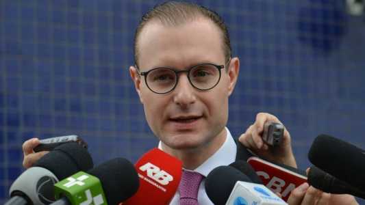 Advogado Cristiano Zanin é o preferido de Lula para assento vago no Supremo