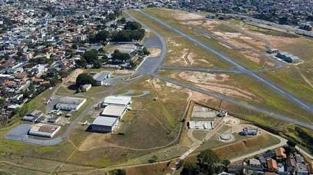 Aeroporto Carlos Prates