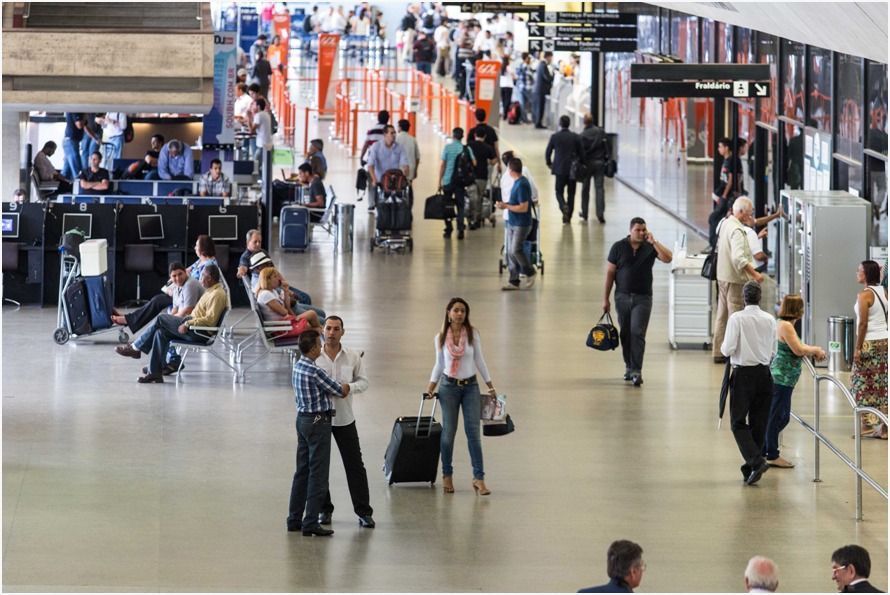 Aeroportos de Minas somam 12,2 milhões de passageiros em 2025
