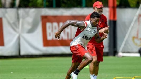 Afastado do Flamengo, Marinho vai reforçar o São Paulo