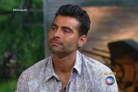 Modelo participou da 8ª temporada do reality A Fazenda, da Record, em 2015